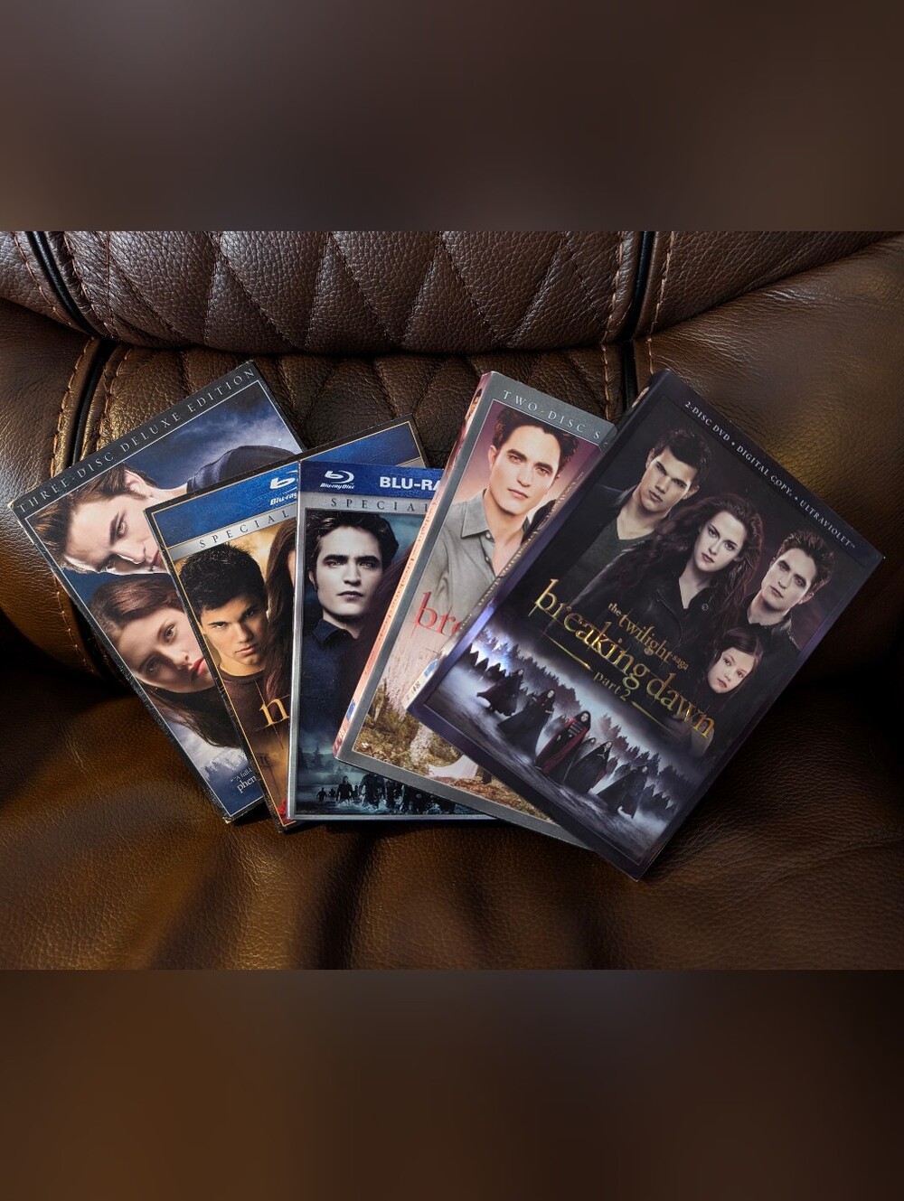 The Twilight Saga Movie Bundle